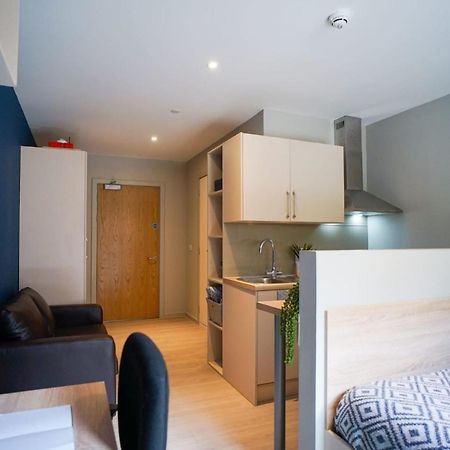Bright Modern Studios And Private Bedrooms With Shared Kitchen At Straits Meadow Near Edinburgh City Centre Zewnętrze zdjęcie